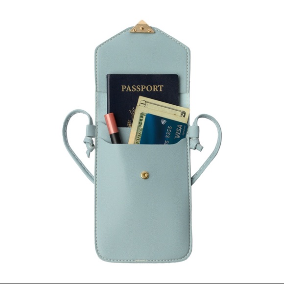 Cell Phone Purse With Heart Emblem - Picture 4 of 4